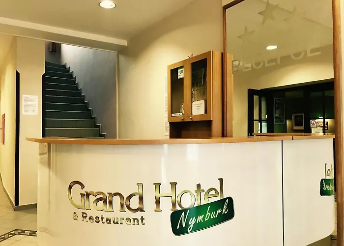 Grand 3*